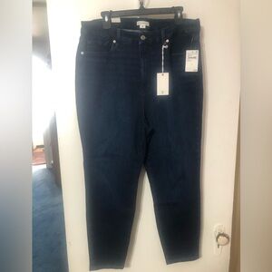 GOOD AMERICAN JEANS NWT